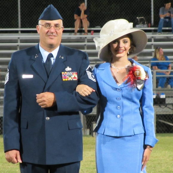 Meet your Posher, Michelle - Picture 1 of 1